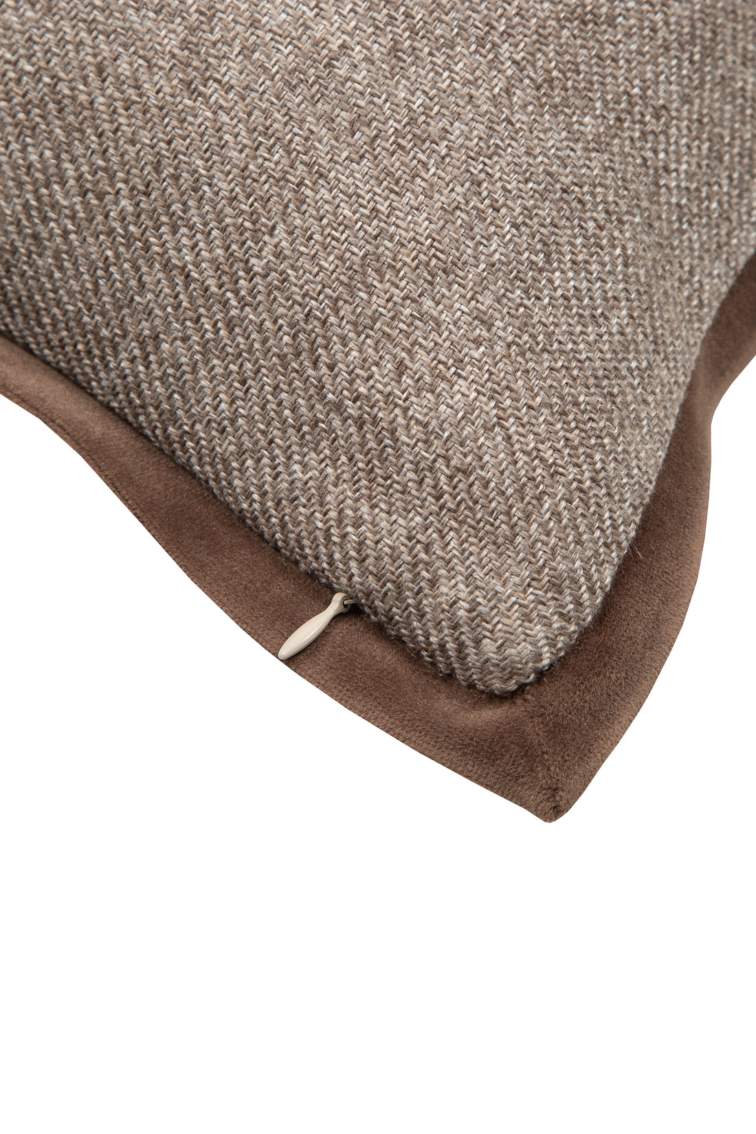 Close-up of a brown woven cushion featuring velvet piping; HAREMLIQUE ISTANBUL X STEPEVI branding.
