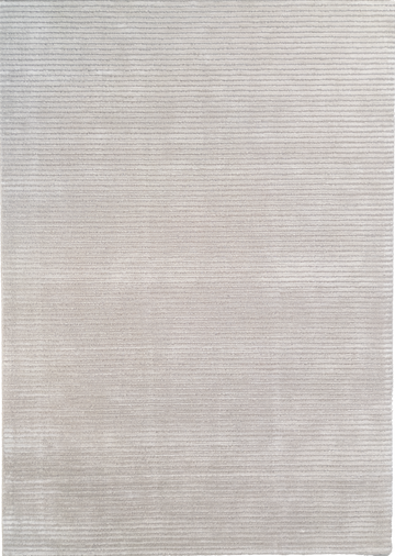 Primer plano de la alfombra «Beam» en gris guijarro y gris angora, que muestra la textura y el sutil motivo de rayas horizontales.
